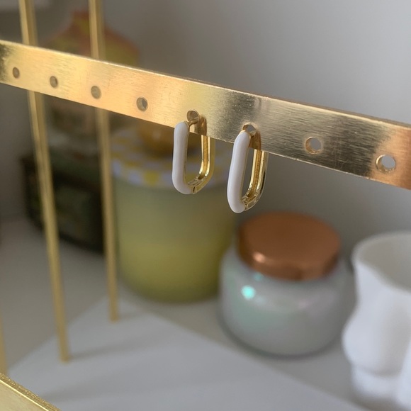 Madewell Jewelry - Madewell white and gold oval hoops enamel